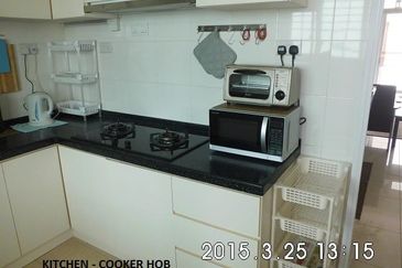 Golden Sands Seaview Residence