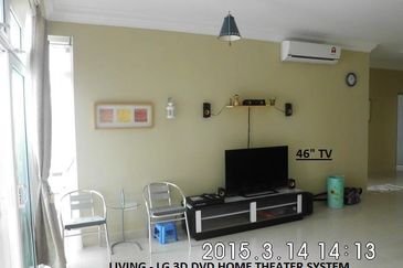 Golden Sands Seaview Residence