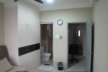 Golden Sands Seaview Residence