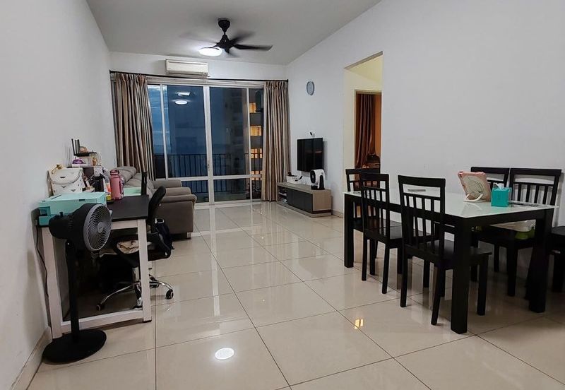 Dedaun Hijau (Greenfield Regency)