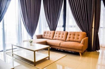 D\'Pristine @ Medini