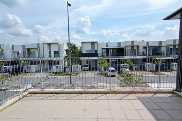 Casa Wood, CyberSouth