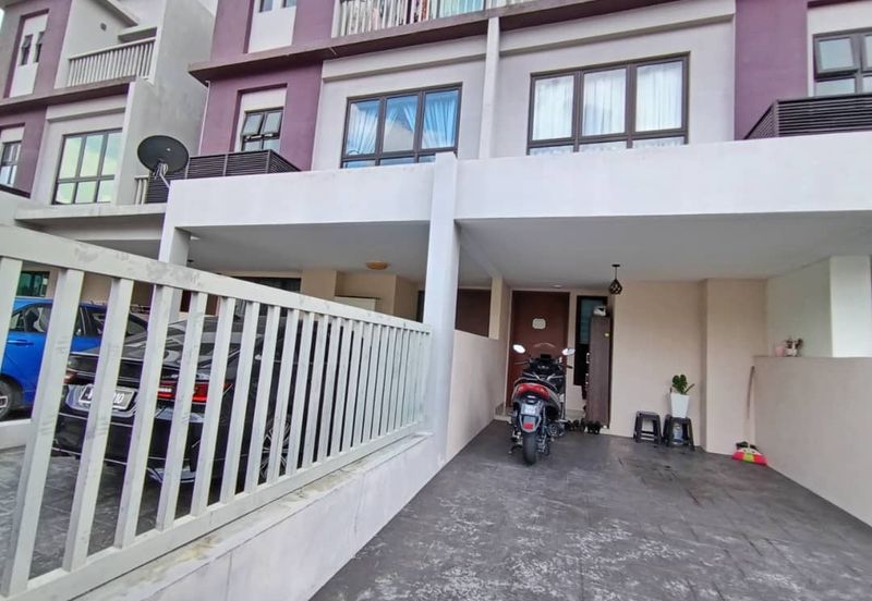 The Strata @ Bandar Puteri Bangi