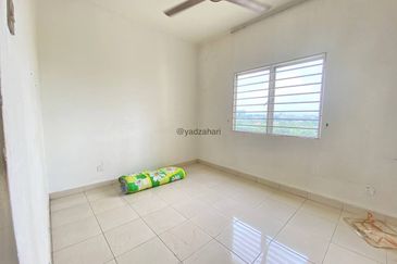 Sri Ixora Apartment