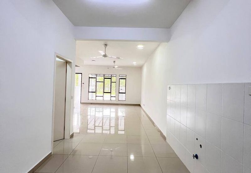 Banyas @ Setia EcoHill 2