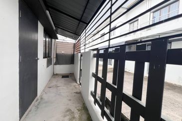 Banyas @ Setia EcoHill 2