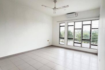 Banyas @ Setia EcoHill 2