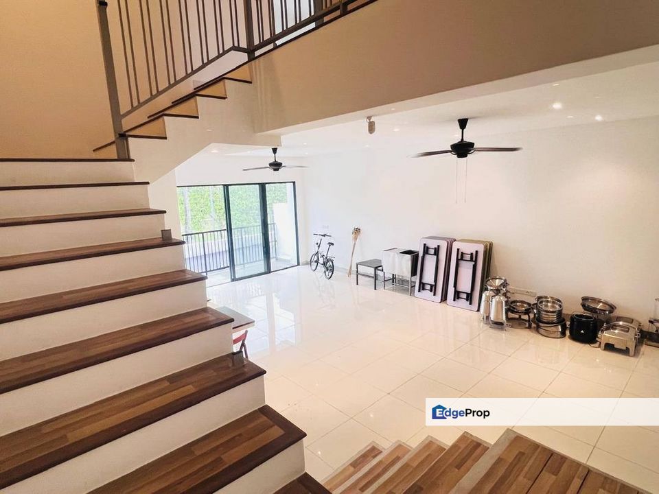 Lakefield Residences 3 Storey Terrace , Selangor, Kajang