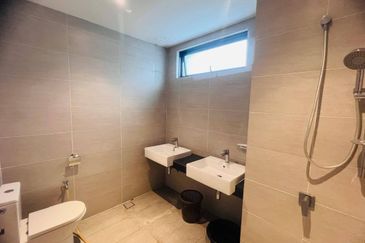 Lakefield Residences, Tropicana Heights