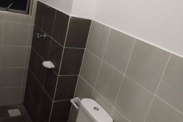 Eristana @ Seri Pristana