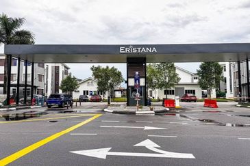 Eristana @ Seri Pristana