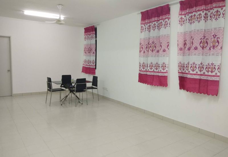 Eristana @ Seri Pristana