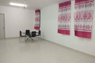 Eristana @ Seri Pristana