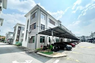 Eristana @ Seri Pristana