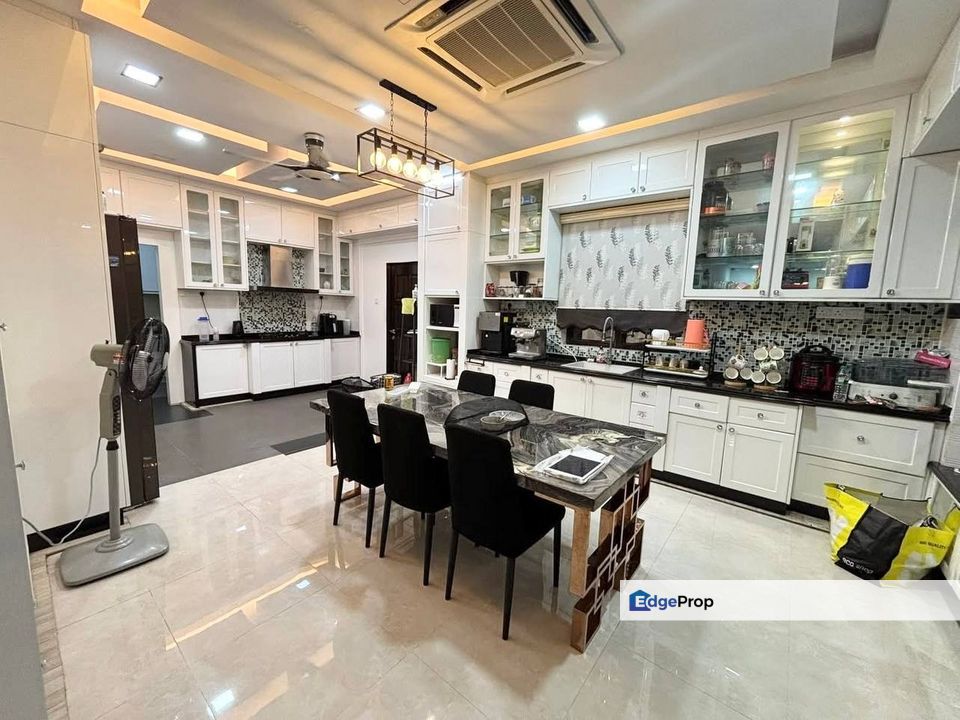 Country Heights Kajang Bungalow, Selangor, Country Heights