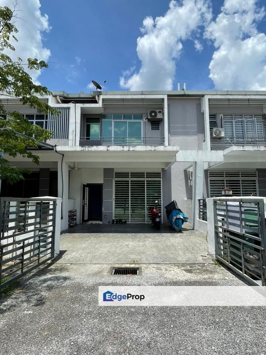Taman Idaman Bangi Renovated Double Storey Terrace , Selangor, Bangi