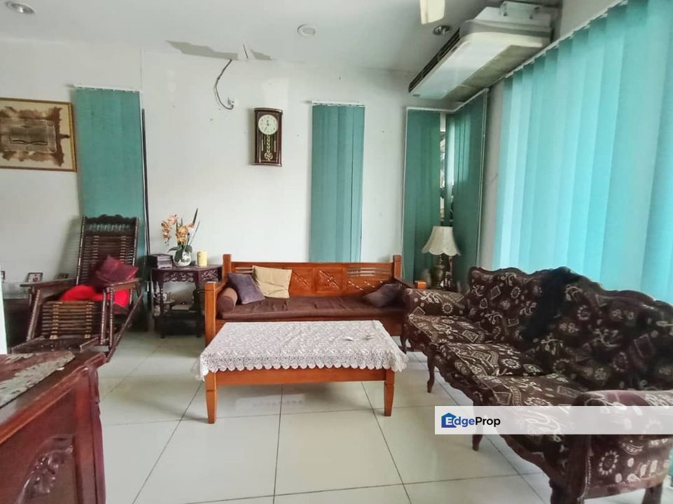 Kota Bayuemas, Klang Corner Lot Terrace , Selangor, Klang