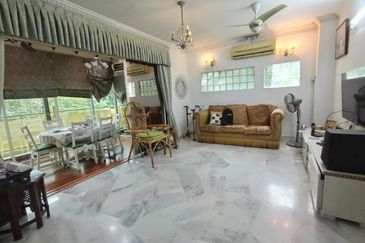 Taman Duta Kuala Lumpur 4 Storey Apartment