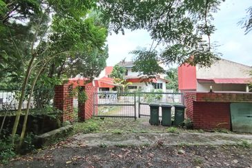 Taman Duta Kuala Lumpur 4 Storey Apartment