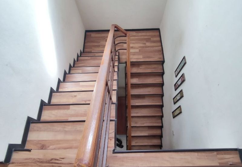 Seksyen 6 @ Bandar Bukit Mahkota