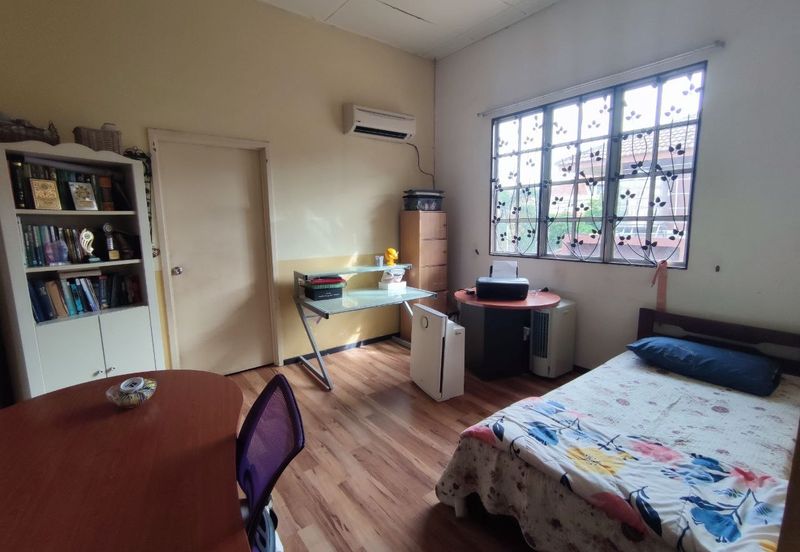 Seksyen 6 @ Bandar Bukit Mahkota