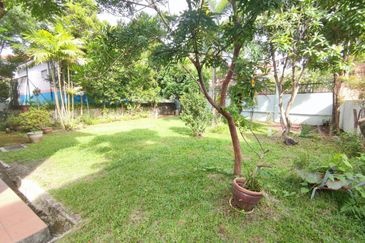 Seksyen 6 @ Bandar Bukit Mahkota