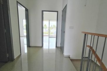 Casa Wood, CyberSouth