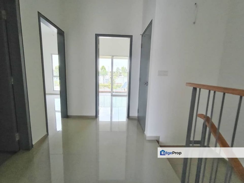 Casawood Cybersouth Basic Unit Double Storey Terrace , Selangor, Dengkil
