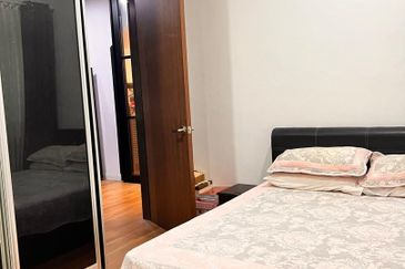 Taman Seri Bestari, Salak Tinggi Beautifully Renovated Terrace 