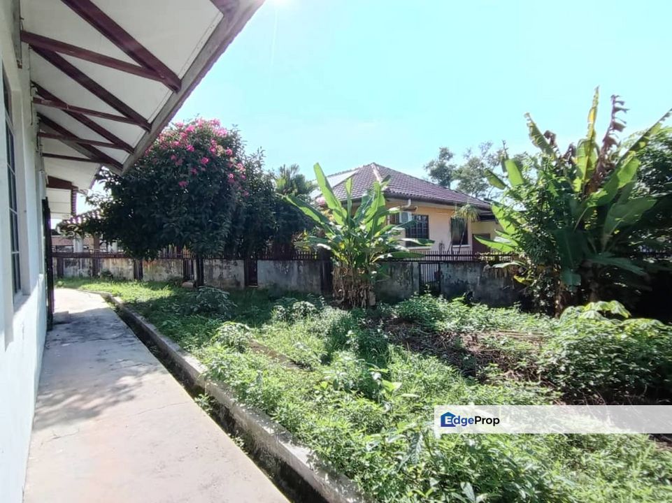 Sungai Ramal Dalam, Kajang Under Market Value Bungalow , Selangor, Kajang