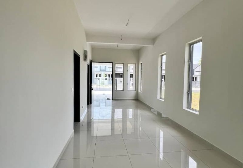 J1 Residence @ Jenderam