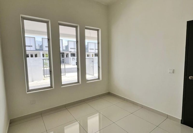 J2 Residence Jenderam Hilir