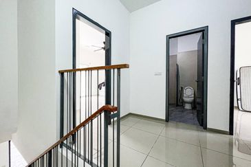 Casa Wood, CyberSouth