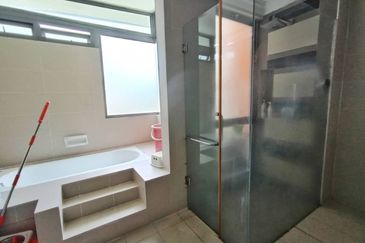 Bangi Lakehill Villas