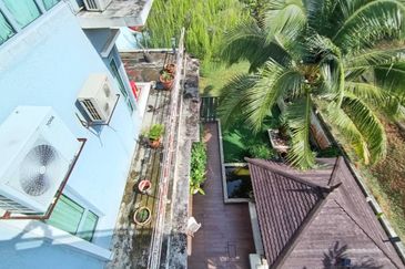 Bangi Lakehill Villas