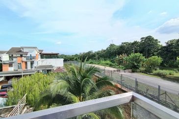 Bangi Lakehill Villas