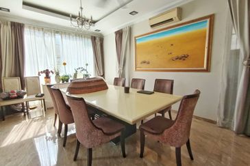 Bangi Lakehill Villas