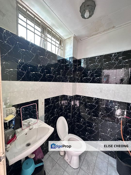 Jalan senang 6 ,Taman bukit Senang ,Senai 
Double storey terraced house
4 Room 3 Bath
22x70
Freehold, Johor, Senai