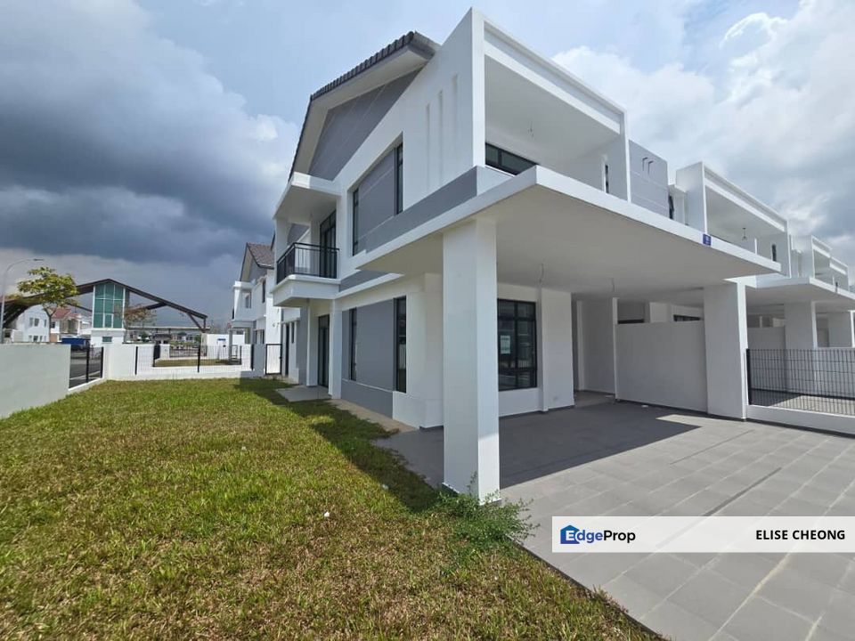 古来 IOI @ Sonatia 全新二手双层排楼角头间出售Bandar Putra Kulai  @Sonatia 
古来双层排楼出售 #全新单位
, Johor, Kulai