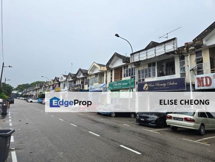 Taman Putri Kulai Double Storey Shop
22x70
Freehold
Non Bumi lot
Unblock View
Tenanted, tenancy end soon, Johor, Kulai