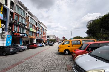 Bandar Baru Seri Alam