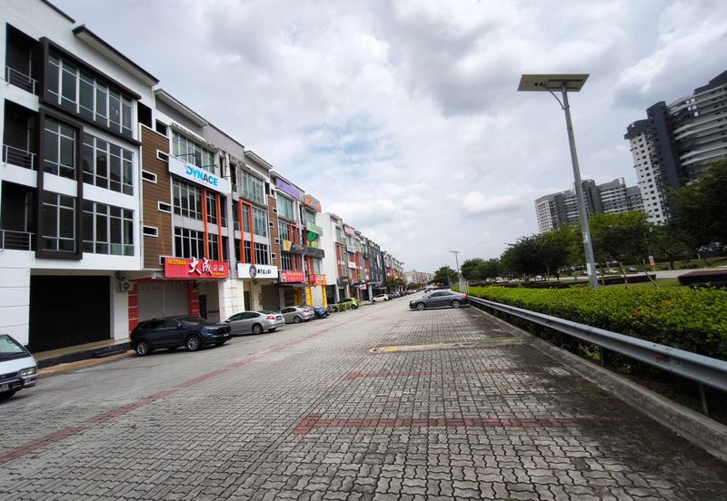 Bandar Baru Seri Alam