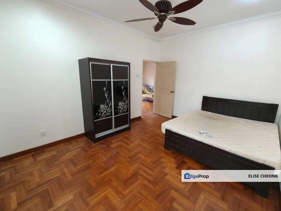 Impian Emas Double Storey Semi-D House for Sale 
📍Jalan Impian Emas , 81300 Skudai, Johor
2 Storey Semi Detached 
, Johor, Skudai