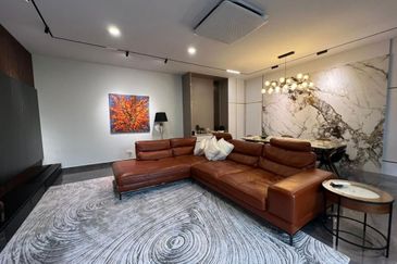 The Hills Residences, Senibong Cove