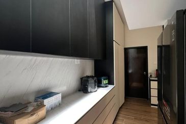 The Hills Residences, Senibong Cove