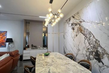 The Hills Residences, Senibong Cove