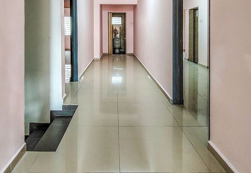 New Fully Extended Renovated Unit