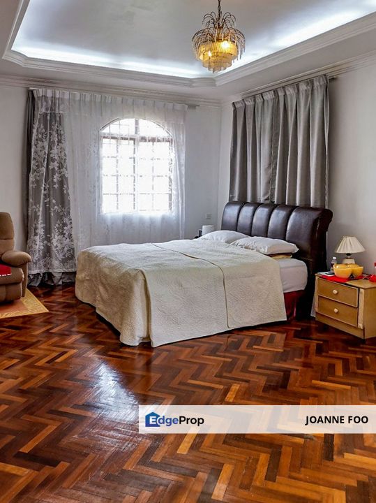 Rare Bungalow With  Big Land in Kota Damansara For Sale!, Selangor, Kota Damansara