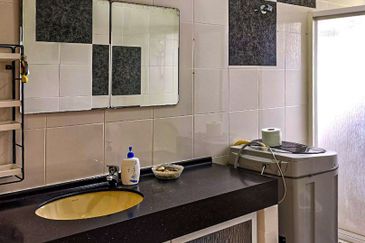 Seksyen 6, Kota Damansara