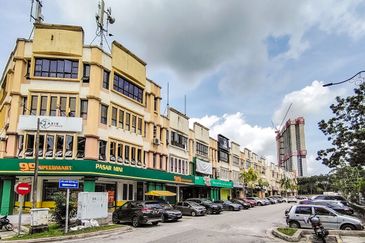 Kota Damansara High Visibility Corner Shop  For Sale